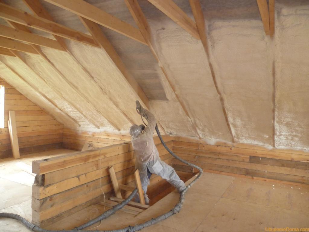 Как правильно утеплить крышу в частном доме: выбираем материалы